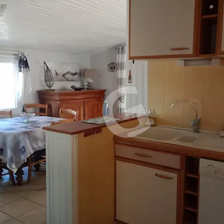 Maison La Tranche-sur-mer, 5 Pieces, 6 Personnes - Fr-1-357-326